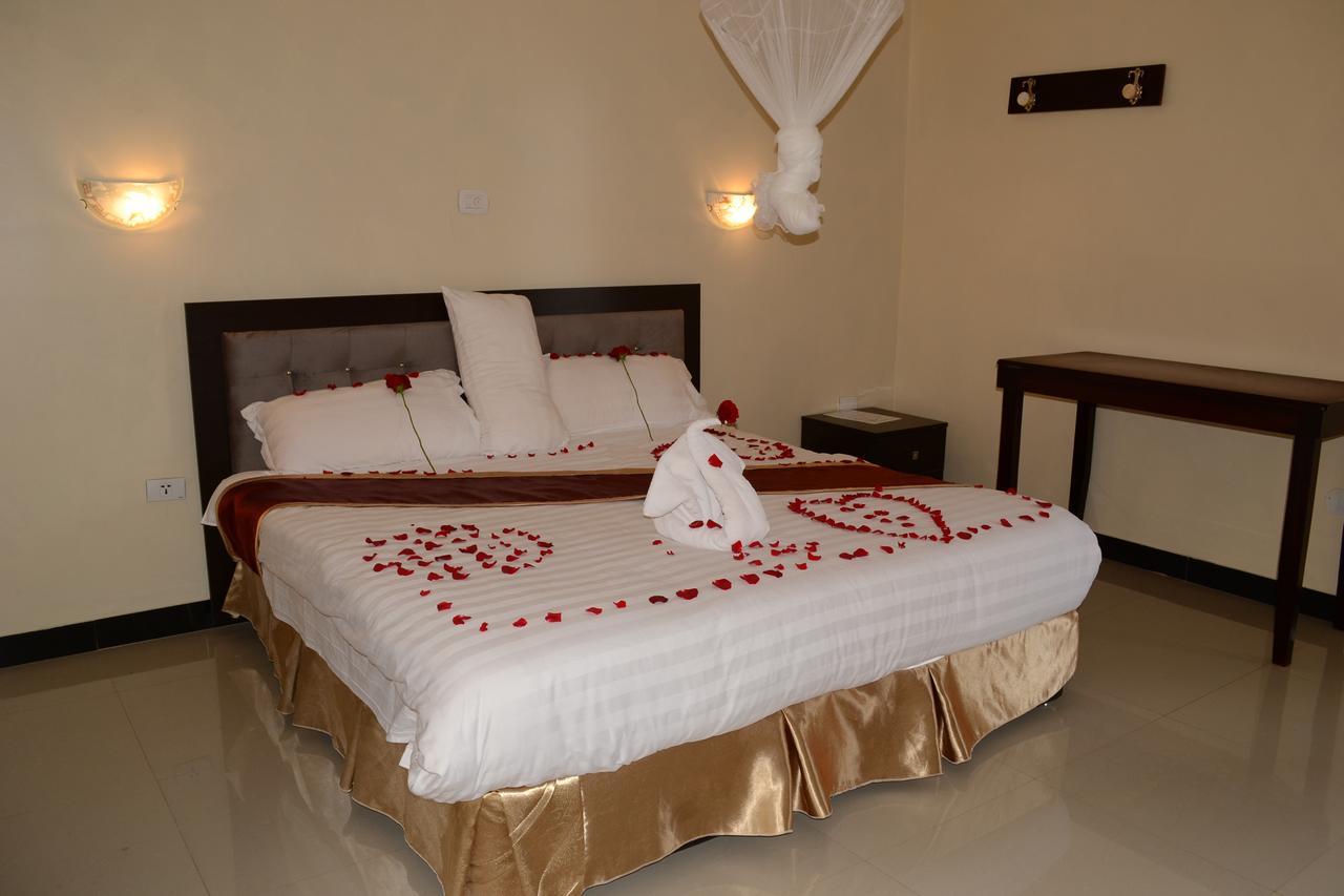 Lakemark Hotel And Tour Service Bahir Dar Dış mekan fotoğraf