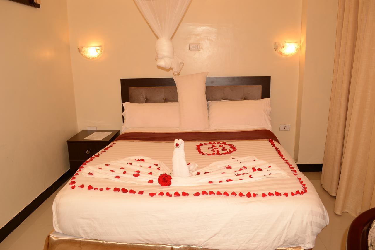 Lakemark Hotel And Tour Service Bahir Dar Dış mekan fotoğraf